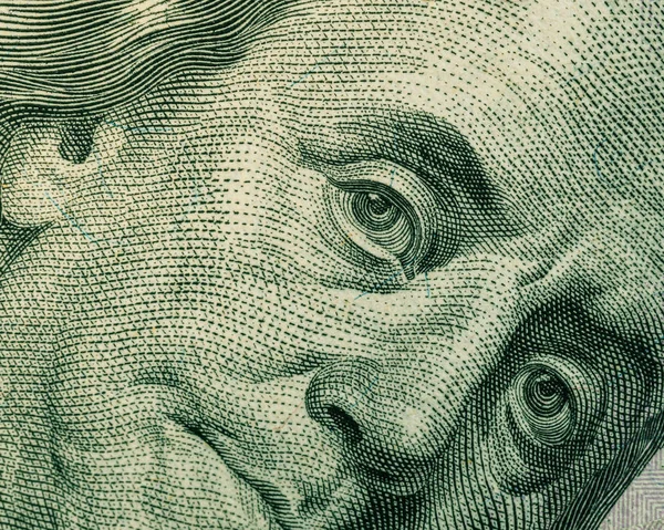 ベンジャミン フランクリンの肖像画百ドル紙幣 マクロ撮影します アメリカ合衆国の金のクローズ アップ — ストック写真