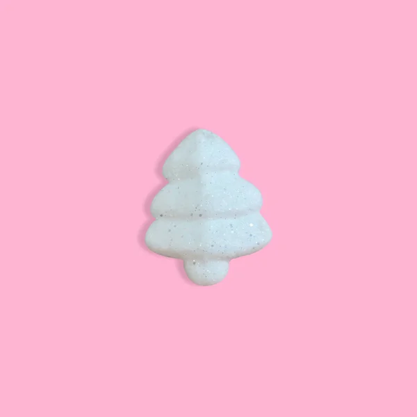 Fehér Csillogó Karácsonyfa Rózsaszín Háttér Karácsonyi Háttér Minimális Koncepció — Stock Fotó