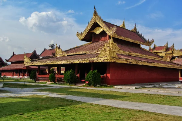 Mandalay Palace Det Sista Kungliga Palatset Senaste Burmesiska Monarkin Ligger — Stockfoto