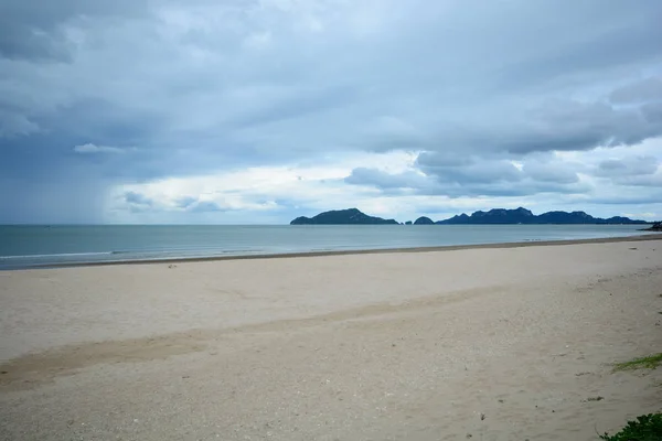 Spiaggia Tropicale Fondo Mare Sabbia Cielo Sabbia Bianca Nella Giornata — Foto Stock