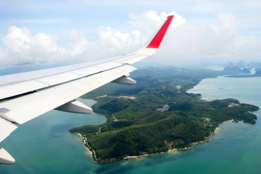 Tayland adaların Tropik grup pencereden görüldüğü gibi 