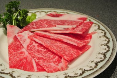 Sarımsak, tuz ve biber / Wagyu sığır eti, Japon arı ile Wagyu sığır eti