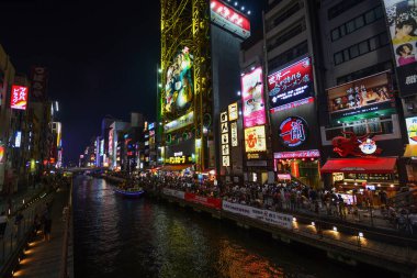 Osaka, Japonya - 26 Mayıs 2019 Osaka ünlü yer Dotonbori,