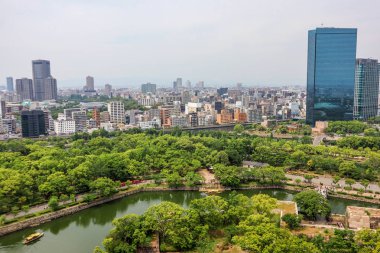 Osaka kalesinin tepesinden şehir görünümü, Osaka Kalesi famo olduğunu