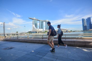 Singpore - May 28, 2019 : Asyalı çift turist onların holi zevk