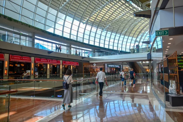 SINGPORE - May 28, 2019 : The Shoppes at Marina Bay Sands interi — Stock Photo, Image