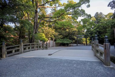 Ise Jingu Naiku İç Bölgesine Bir Köprü, Mie P
