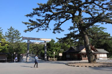 Mie, Japonya - 24 Mayıs 2019: Ise Jingu Tapınağı Japonya'nın en kutsal