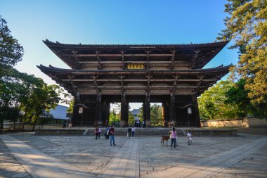 Nara, Japonya - 23 Mayıs 2019 : Kofukuji Tapınağı turist p biridir