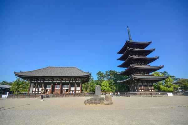 Templul Todaiji este una dintre destinațiile turistice populare și landmar — Fotografie, imagine de stoc