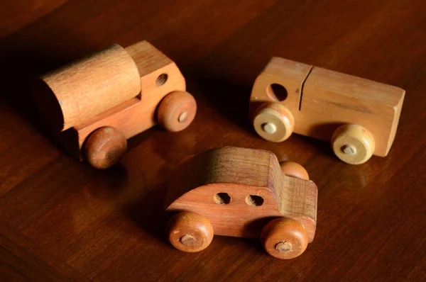 Trois Véhicules Bois Pour Petite Enfance Ludique — Photo