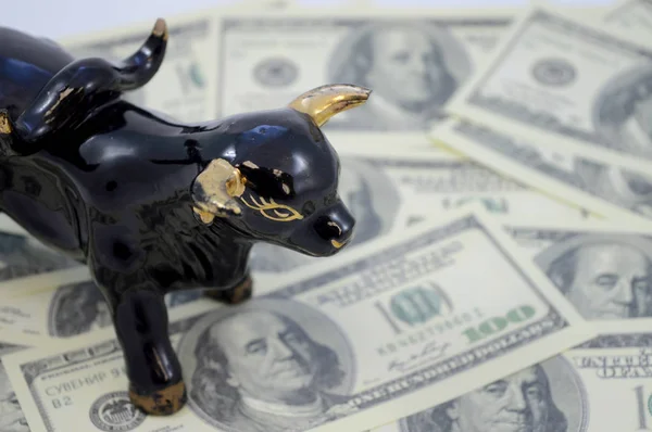 Rising Bull piacok — Stock Fotó
