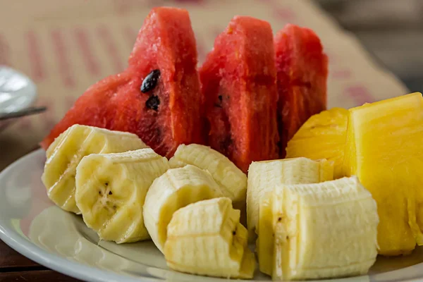 Gyümölcs Görögdinnye Ananász Banán Fény Frissítő Reggeli Forró Nyári Nap — Stock Fotó