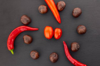 biber kırmızı keskin dairesel kompozisyon sebze kahverengi kestane kiraz domates merkezi tasarım
