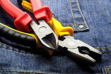 desen çifti pliers kırmızı sarı yakın demir kafa arka plan mühendisliği kadar yakın