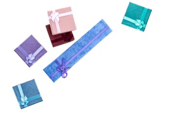 temel tatil hediye mevcut seti mavi yeşil beyaz izole kopya alanı