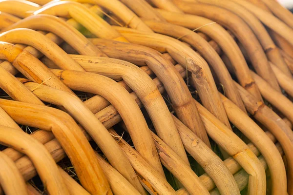 Fondo de madera mimbre canasta marrón bambú eco textura base —  Fotos de Stock