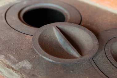 açık demir rögar sopası geleneksel eski paslı closeup arka plan