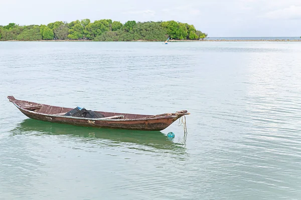 Lange boot Asia River Fishing traditionele visserij Thailand Vietnam — Stockfoto