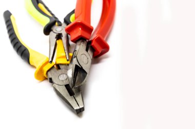 kesitli pliers çifti pliers el aletleri izole arka plan tabanı kopyalama alanını kapatın