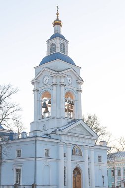 Vyborg Rusya Federasyonu Ocak 2017. Şekil değiştirme katedralinin beyaz çan kulesi