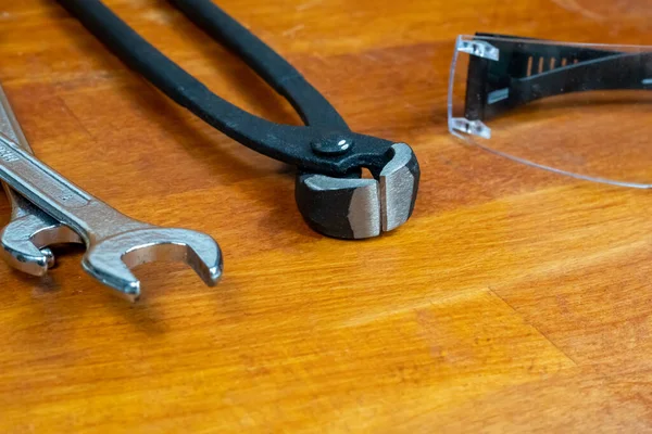 Werkzeugreihe Für Reparatur Und Bau Einer Reihe Von Schlüsseln Zangen — Stockfoto