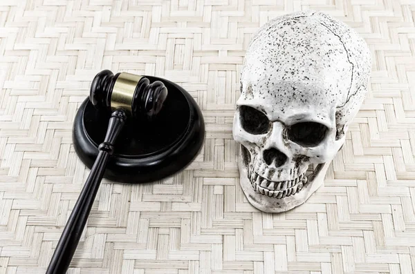 Set Skull Gavel Judge Justice Symbol Wooden Background — Stock Photo, Image