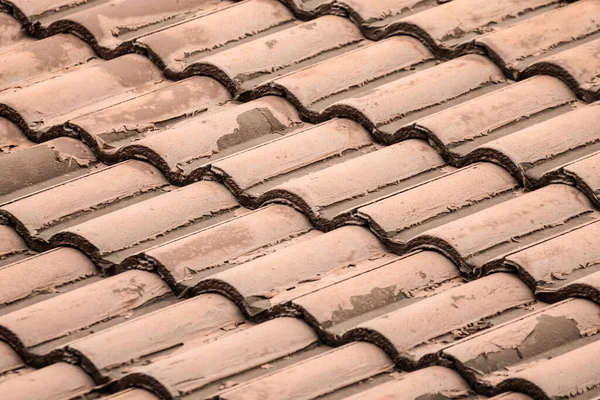 Evin Kiremitli Çatısı Dalgalı Açık Kahverengi Eğimli Arka Plan — Stok fotoğraf