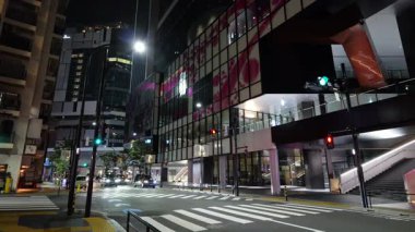 Shibuya Sakura Sahne Gece Görüşü, Japonya Tokyo Haziran 2025