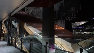 Shibuya Sakura Sahne Gece Görüşü, Japonya Tokyo Haziran 2025