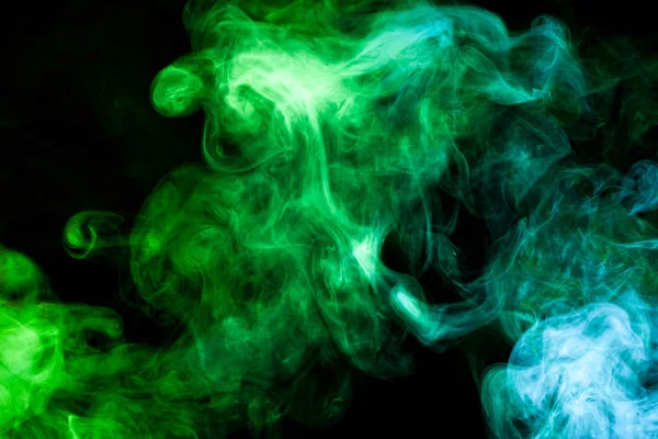 Dicker Bunter Rauch Aus Grün Und Blau Auf Schwarzem Isoliertem — Stockfoto