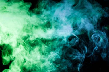 Kalın renkli duman yeşil, mavi siyah Yalıtılmış zemin. Vap duman arka plan