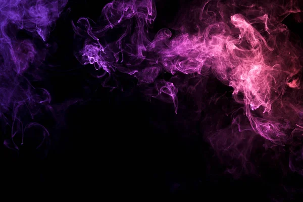 Hustý Kouř Vícebarevné Růžové Modré Fialové Barvy Černém Pozadí Izolované — Stock fotografie