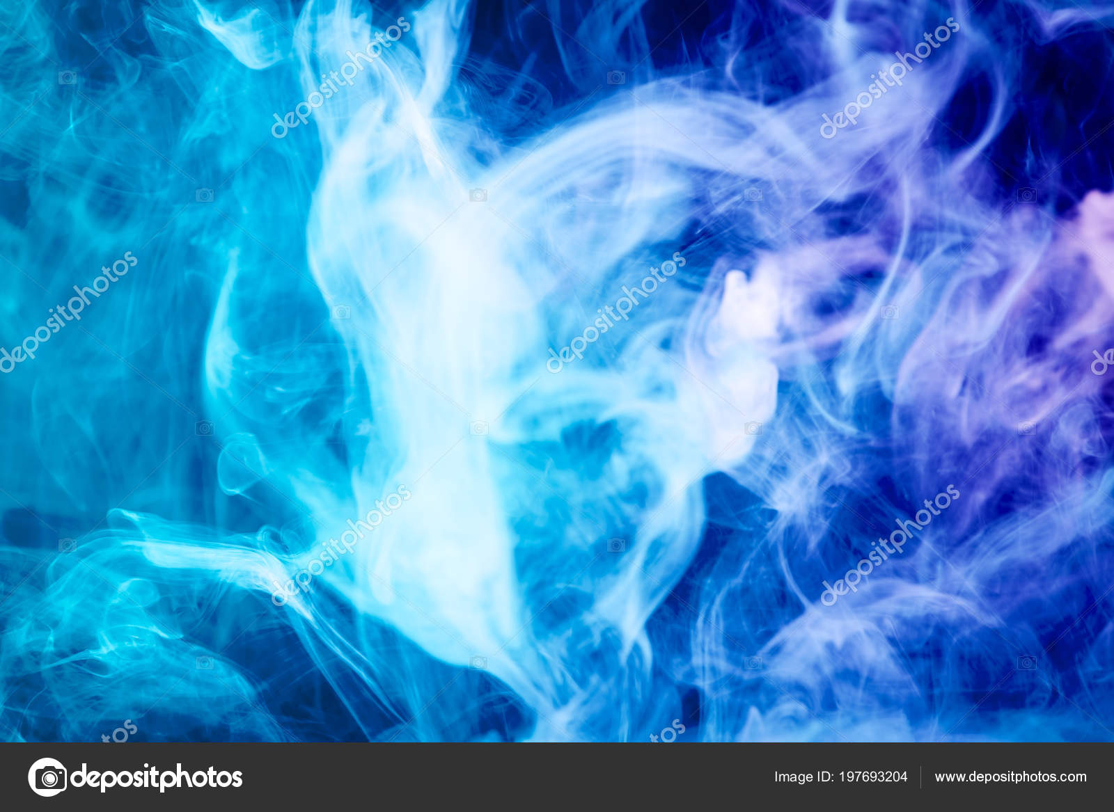 青黒の煙の雲は 背景を分離しました Vap の煙から背景 — ストック写真 © everyonensk #197693204, image size:1600x1167