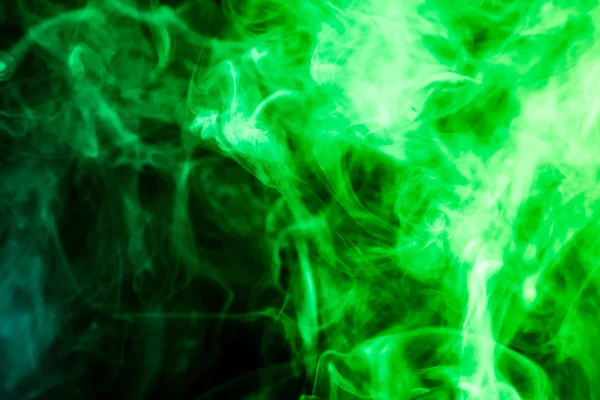 Humo Verde Grueso Sobre Fondo Negro Aislado Antecedentes Del Humo — Foto de Stock