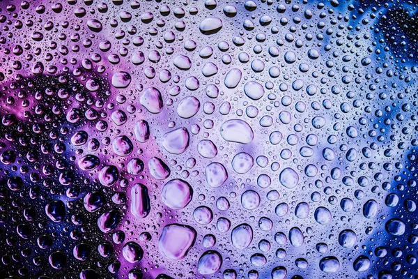 Close Drop Water Blue Background Purple Smoke Black Condensation Gradient — Stock Photo, Image