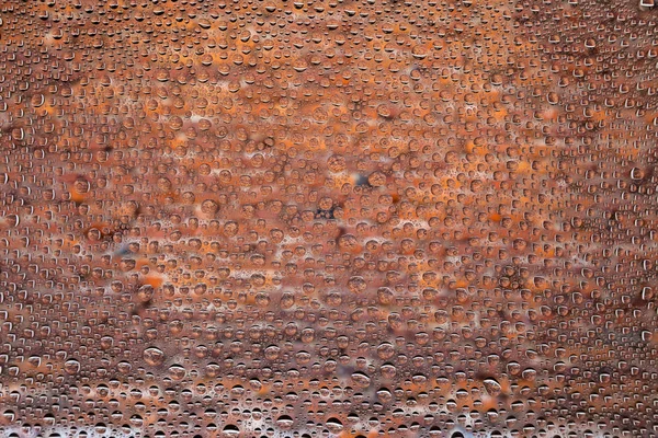 Primer Plano Las Gotas Agua Sobre Fondo Rojo Ladrillo Viejo — Foto de Stock