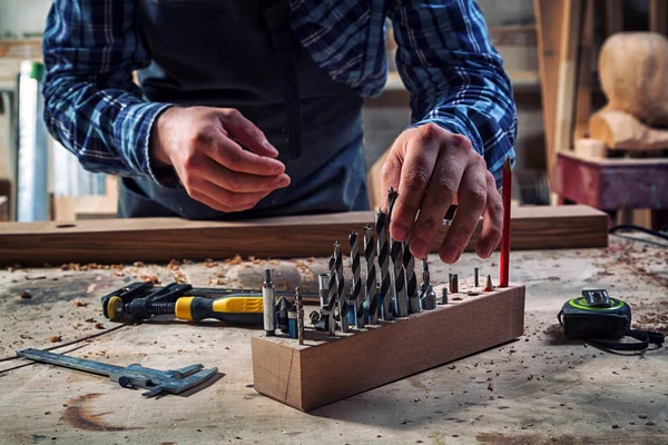 Close Experienced Carpenter Work Clothes Small Buiness Owner Chooses Drill — Stock Photo, Image