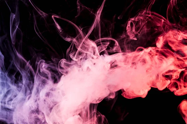 Hustý Kouř Barevné Růžová Fialová Červená Černém Pozadí Izolované Pozadí — Stock fotografie