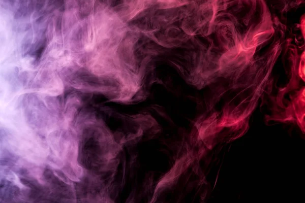 Плотный Разноцветный Дым Розового Красного Фиолетового Цветов Черном Изолированном Фоне — стоковое фото