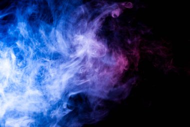 Renkli pembe ve mavi siyah bir duman arka plan izole. Vap duman arka plan