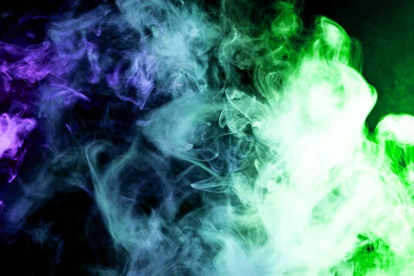黑色背景上的绿色和蓝色烟雾 — 图库照片