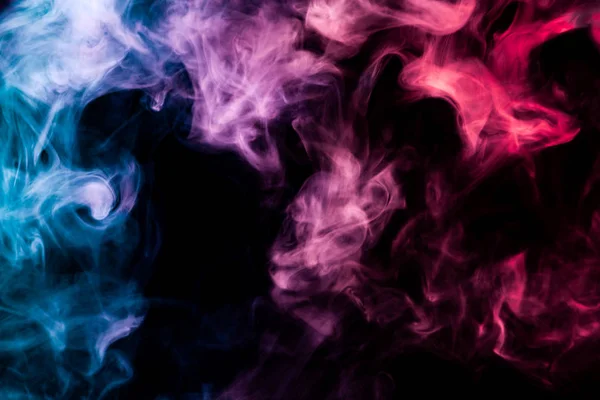 Fumaça Multicolorida Densa Cores Azul Rosa Roxo Fundo Isolado Preto — Fotografia de Stock