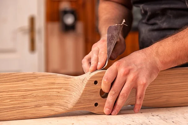 Working Man Cap Shirt Polishes Wooden Block Sandpaper Painting Workshop — Stock Photo, Image