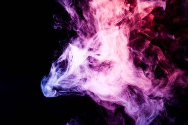 Pembe, mor, mavi siyah bir duman bulutu arka plan izole. Vap duman arka plan