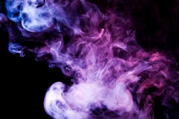 Humo Nube Púrpura Rosa Azul Sobre Fondo Negro Aislado — Foto de Stock