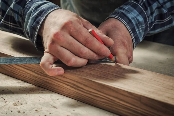 Close Man Measures Wooden Board Ruler Marks Pencil Necessary Points — Stock Photo, Image