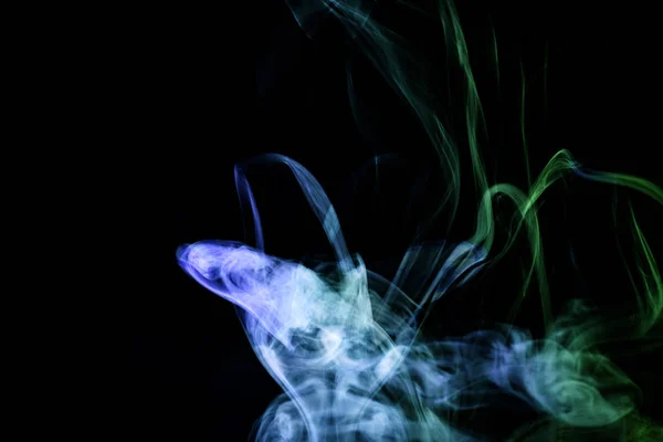 Humo Nube Verde Anf Azul Sobre Fondo Negro Aislado —  Fotos de Stock