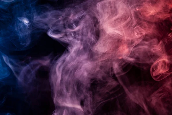 Színes Piros Kék Fehér Füst Elszigetelt Fekete Háttéren Háttérben Füst — Stock Fotó