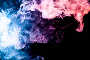 Renkli pembe, mavi ve kırmızı siyah bir duman arka plan izole. Vap duman arka plan